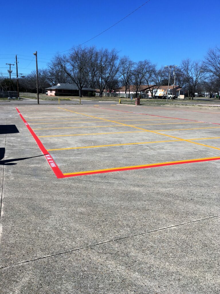 dallas parking lot striping