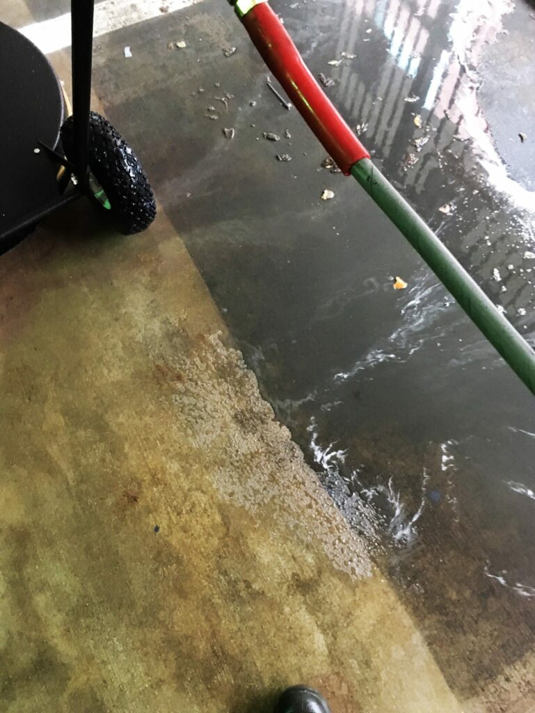 pressure washing parking garage